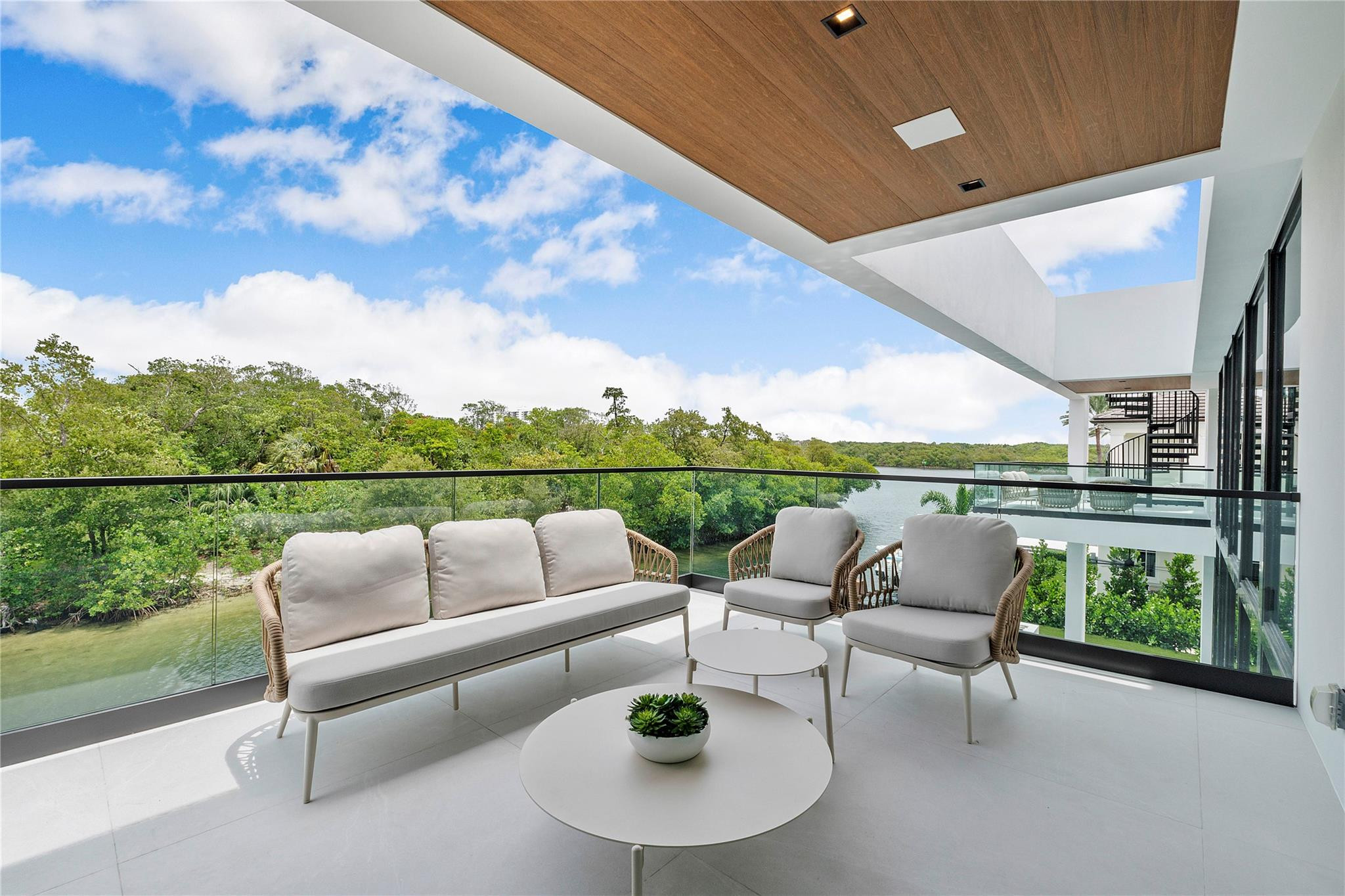 681 Golden Harbour Drive