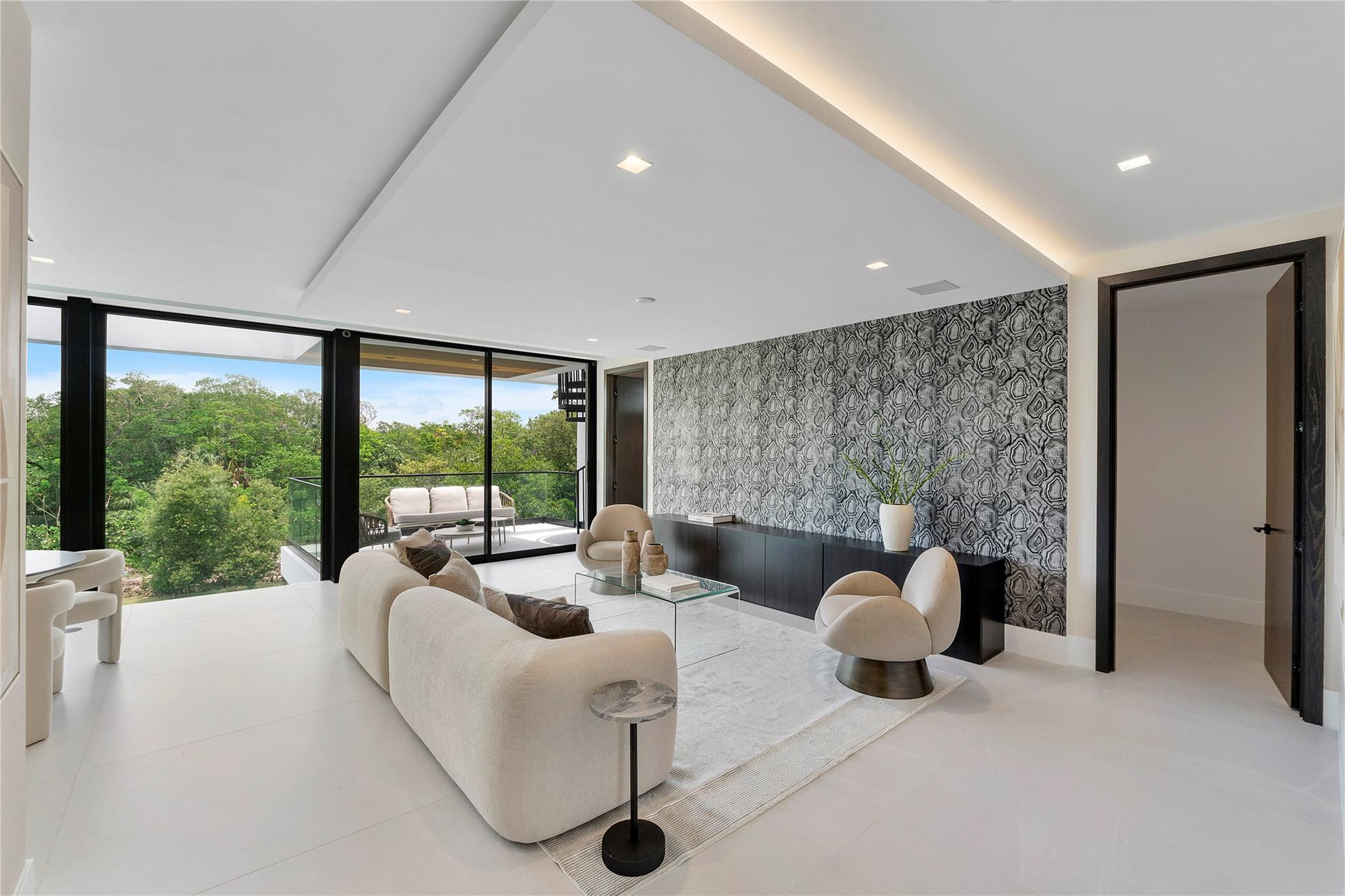 681 Golden Harbour Drive