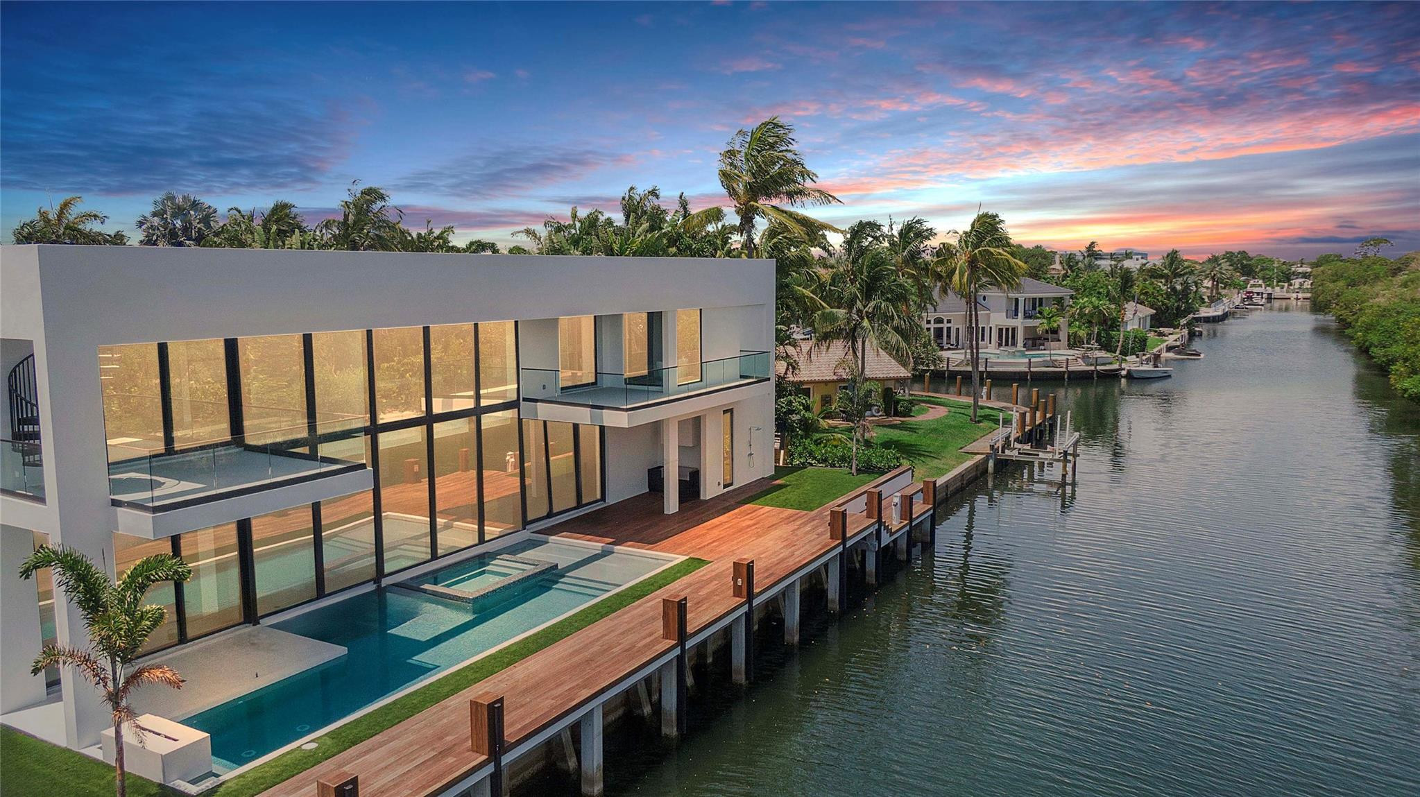 681 Golden Harbour Drive