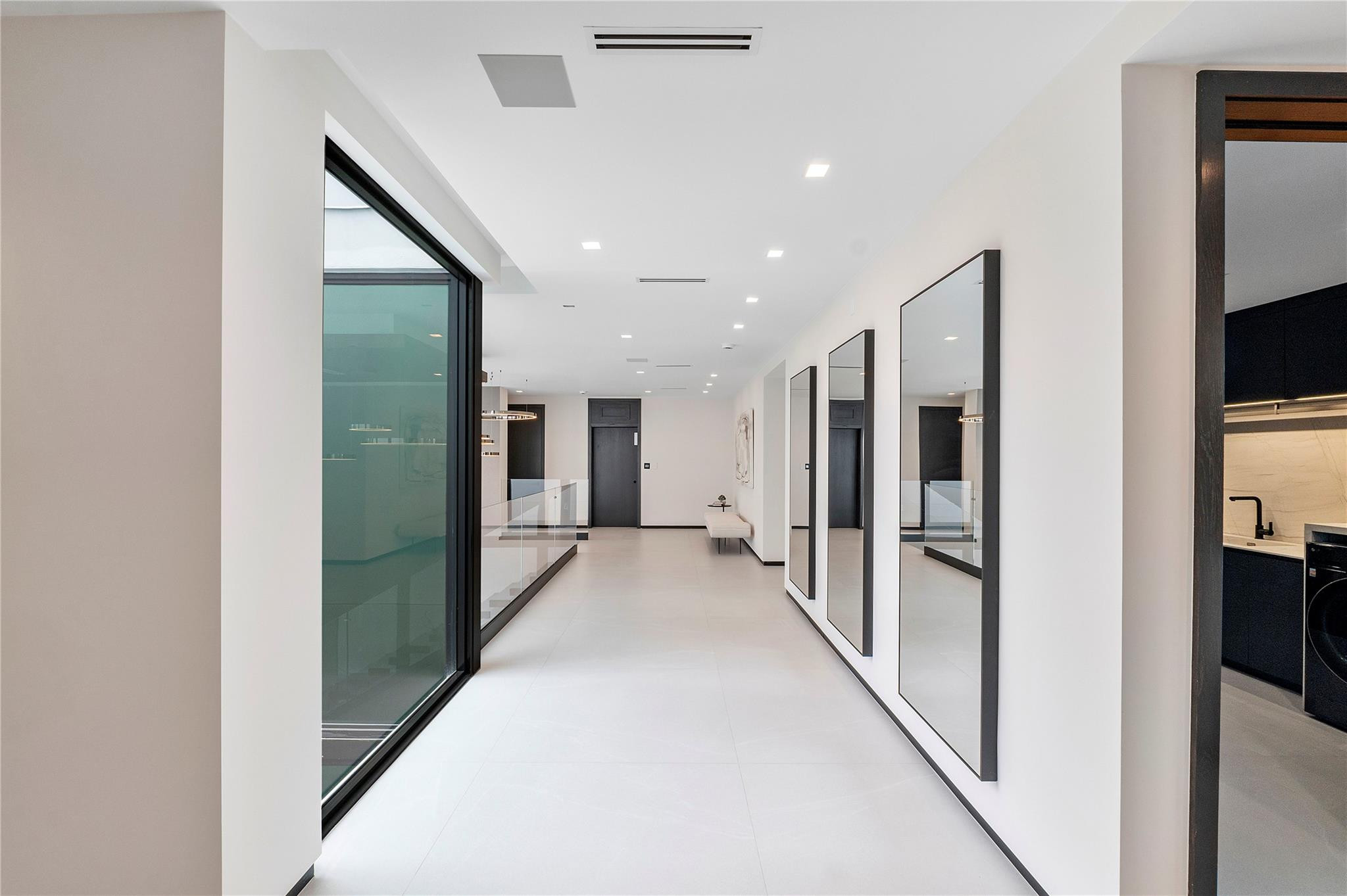 681 Golden Harbour Drive