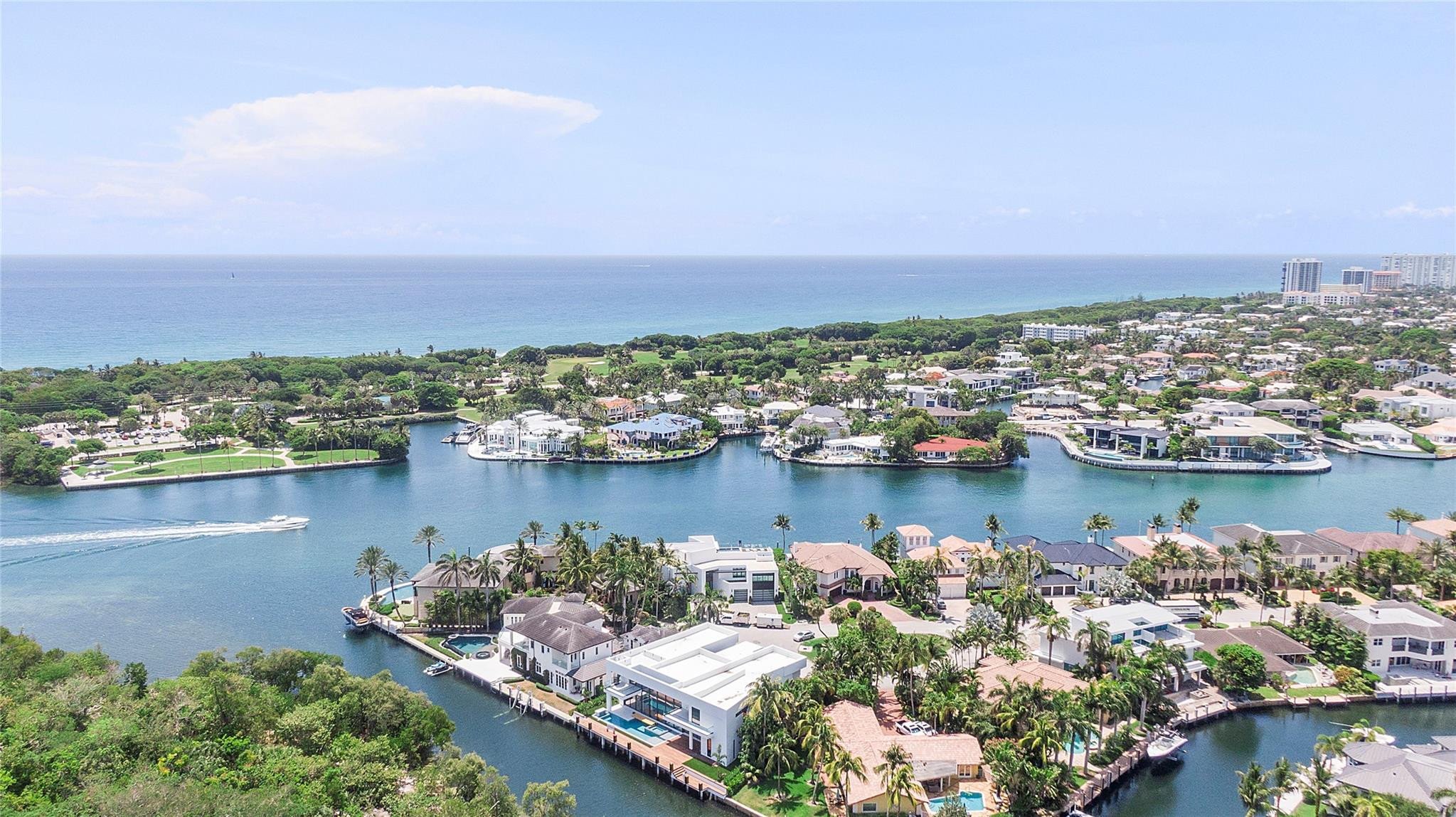 681 Golden Harbour Drive