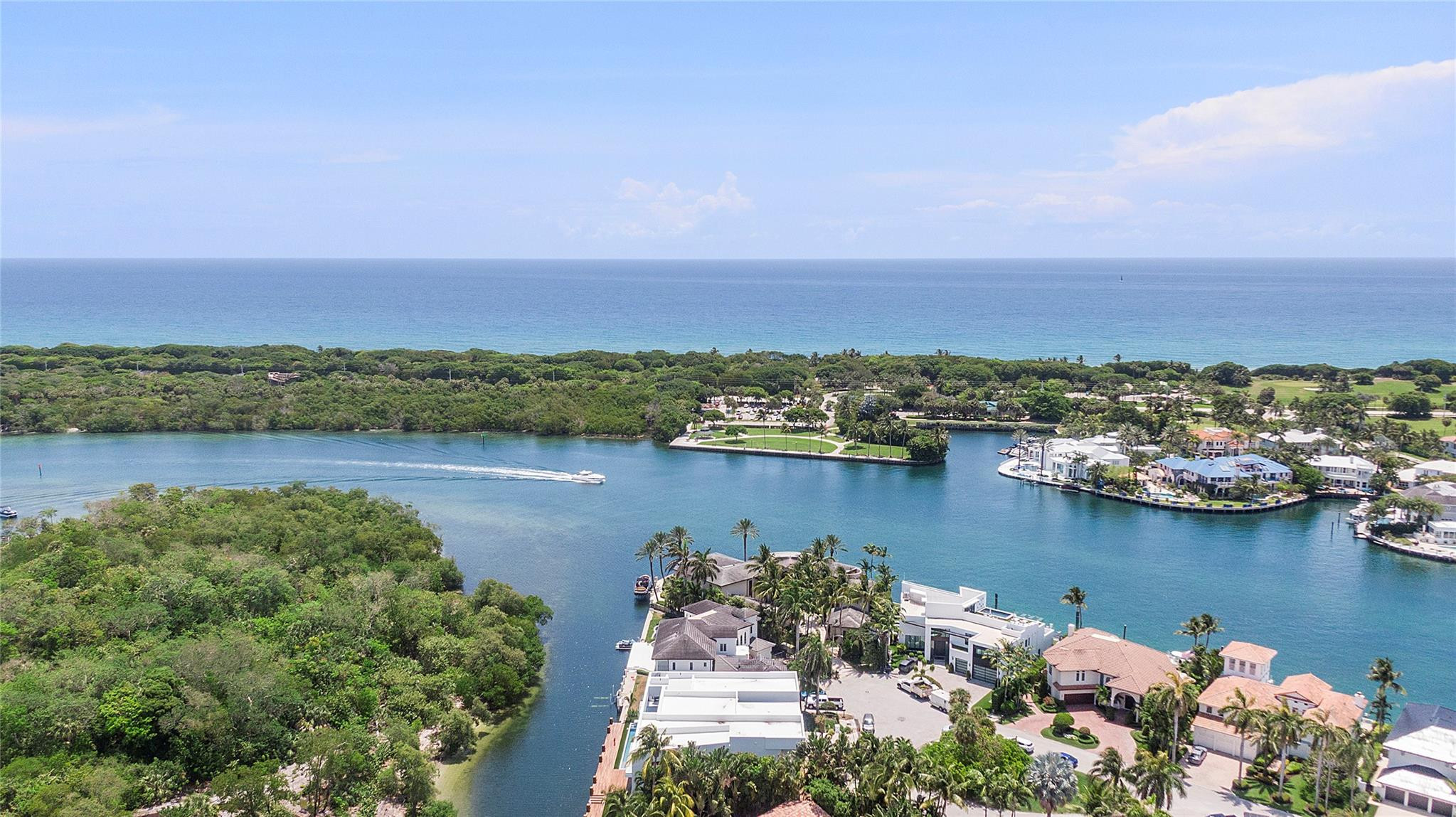 681 Golden Harbour Drive