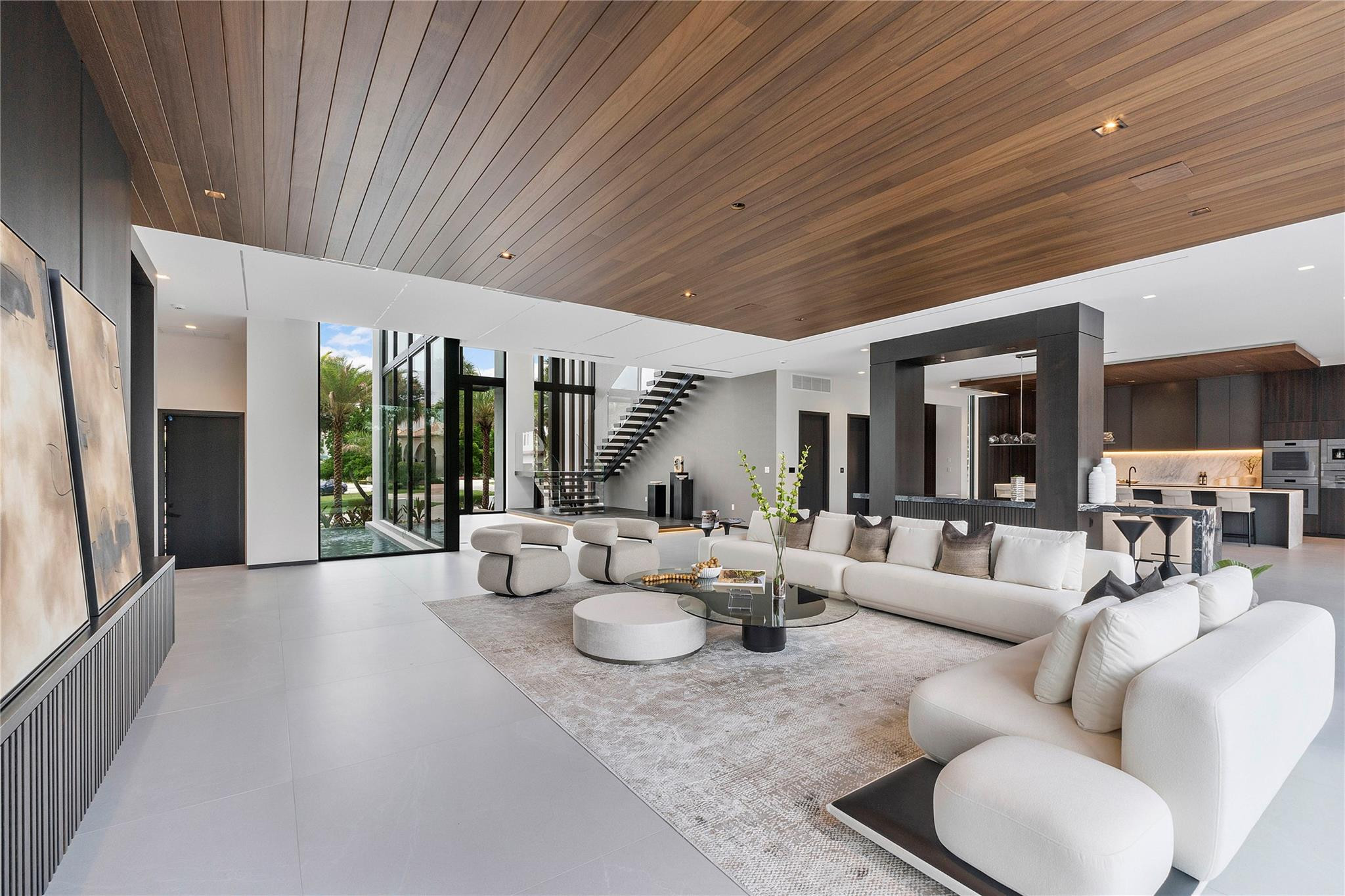 681 Golden Harbour Drive