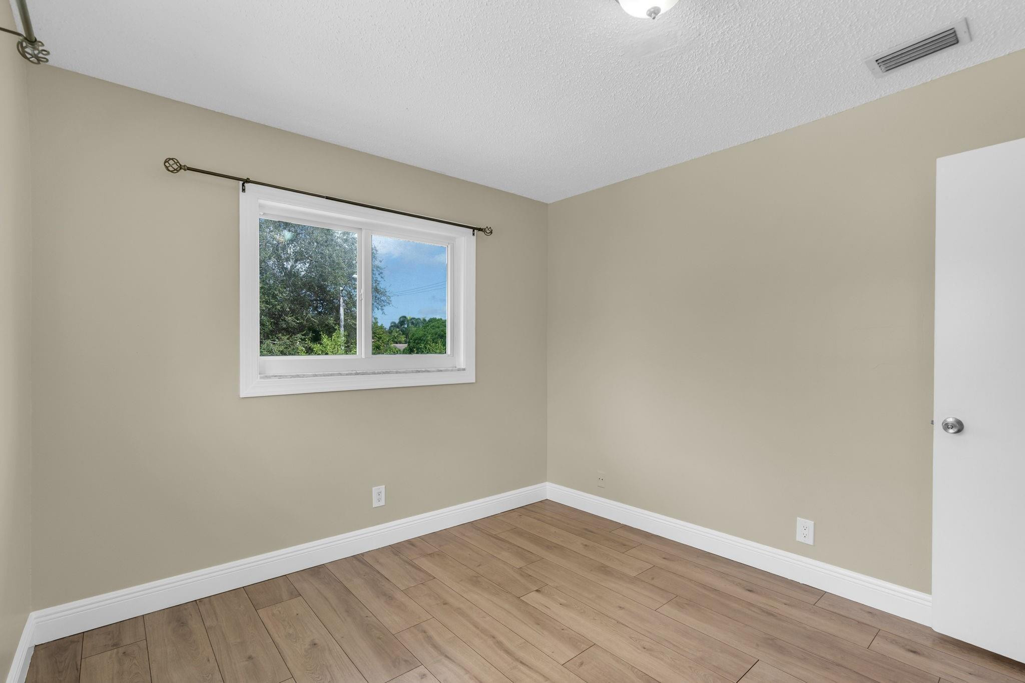 3981 NW 81st Terrace