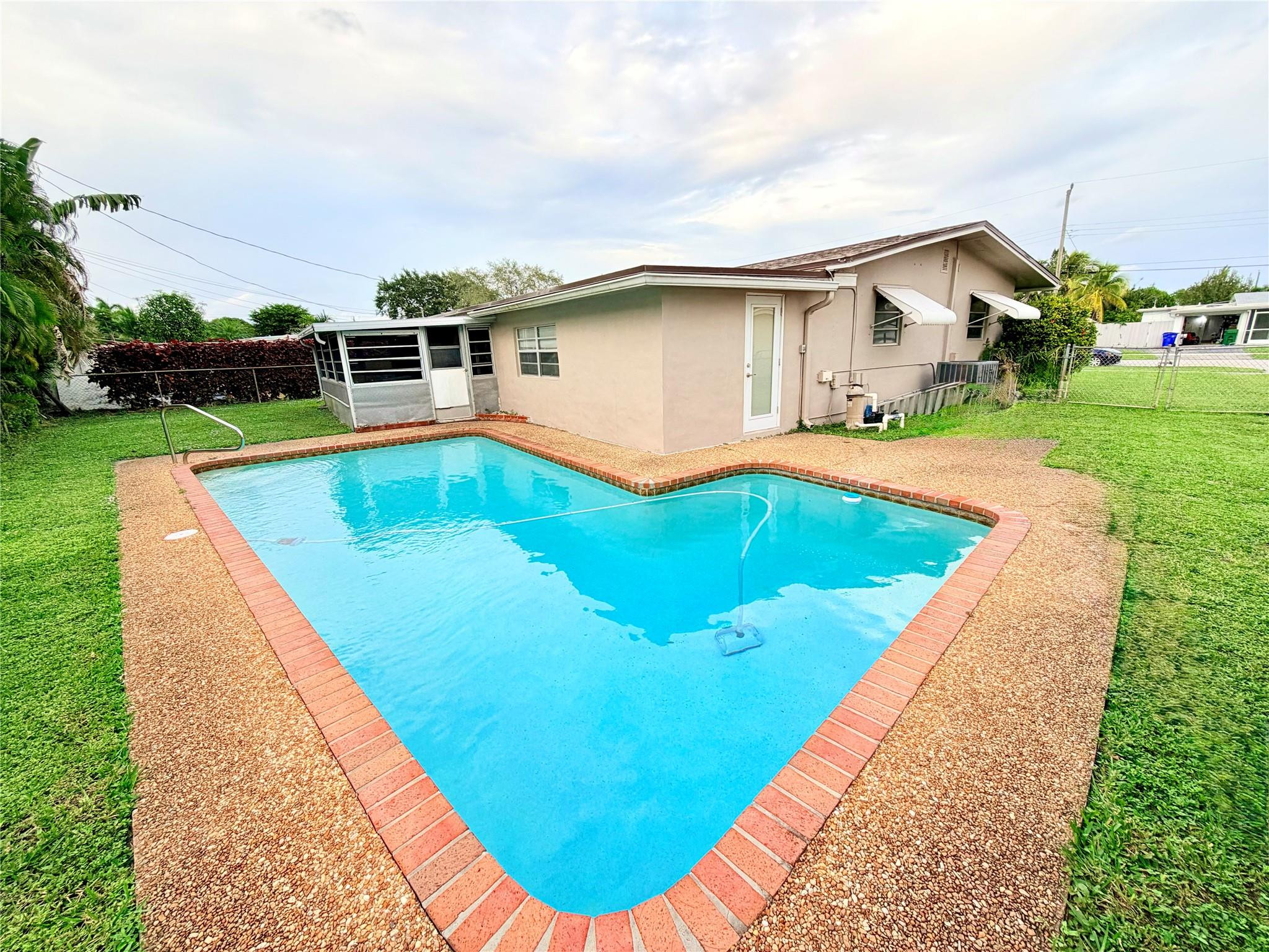 1643 W River Drive