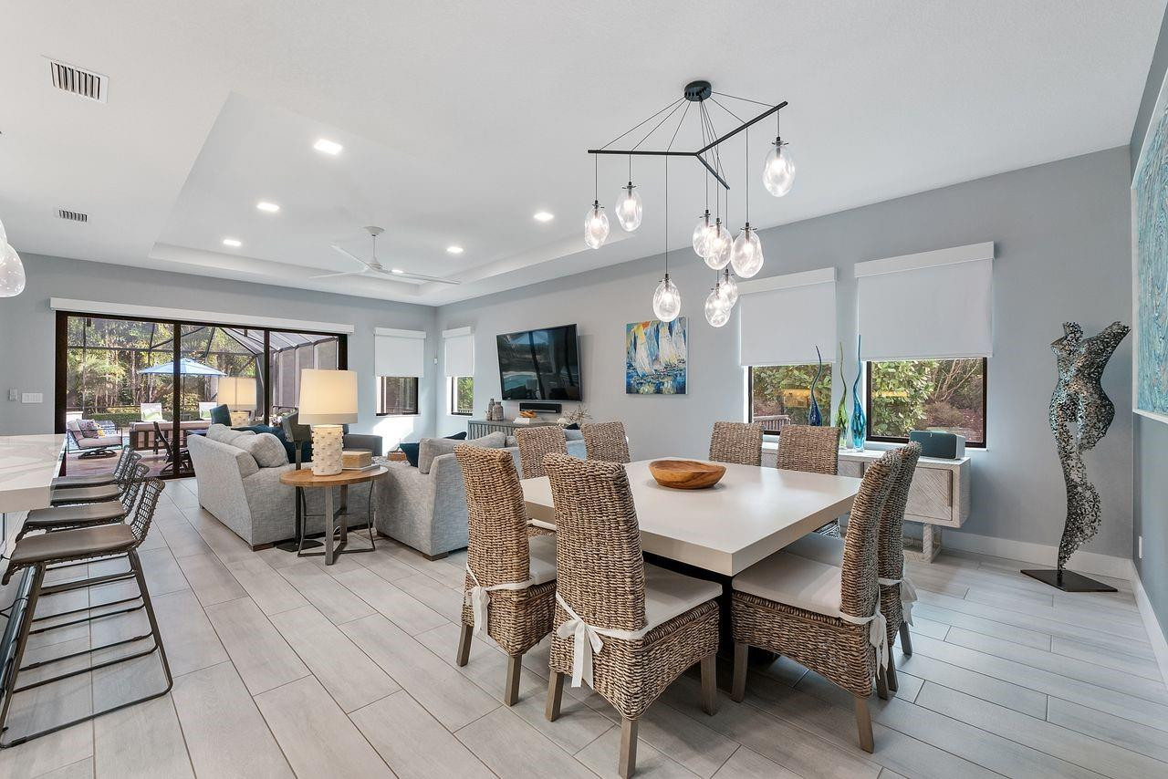 11725 Bayview Circle