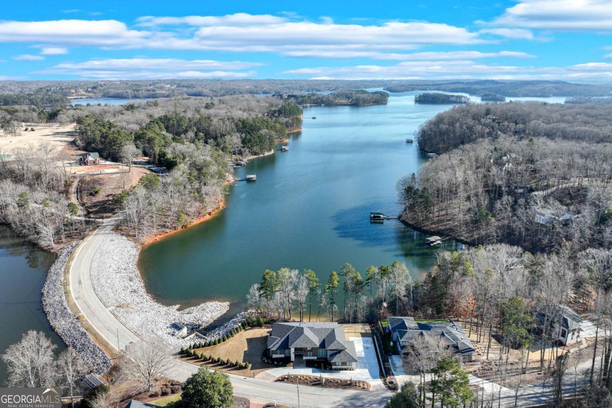 799 East Lake Drive
