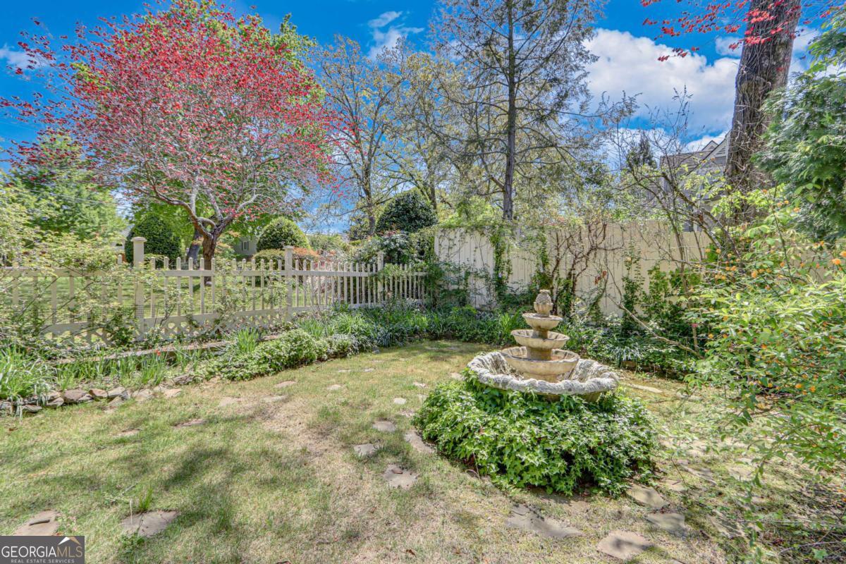 1631 Riverside Drive