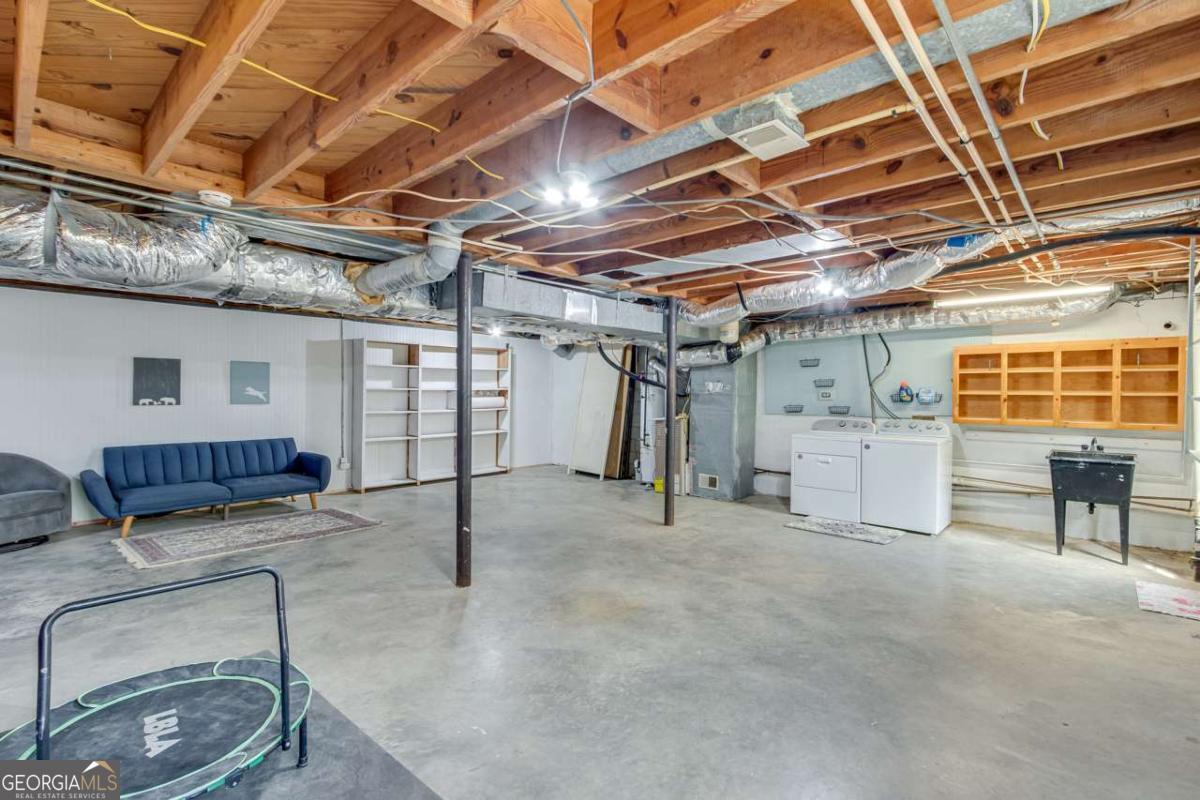 613 Holly Drive