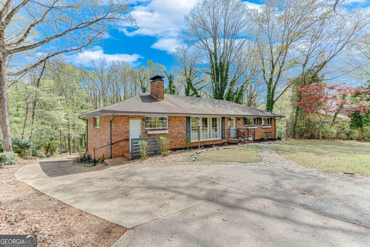 613 Holly Drive