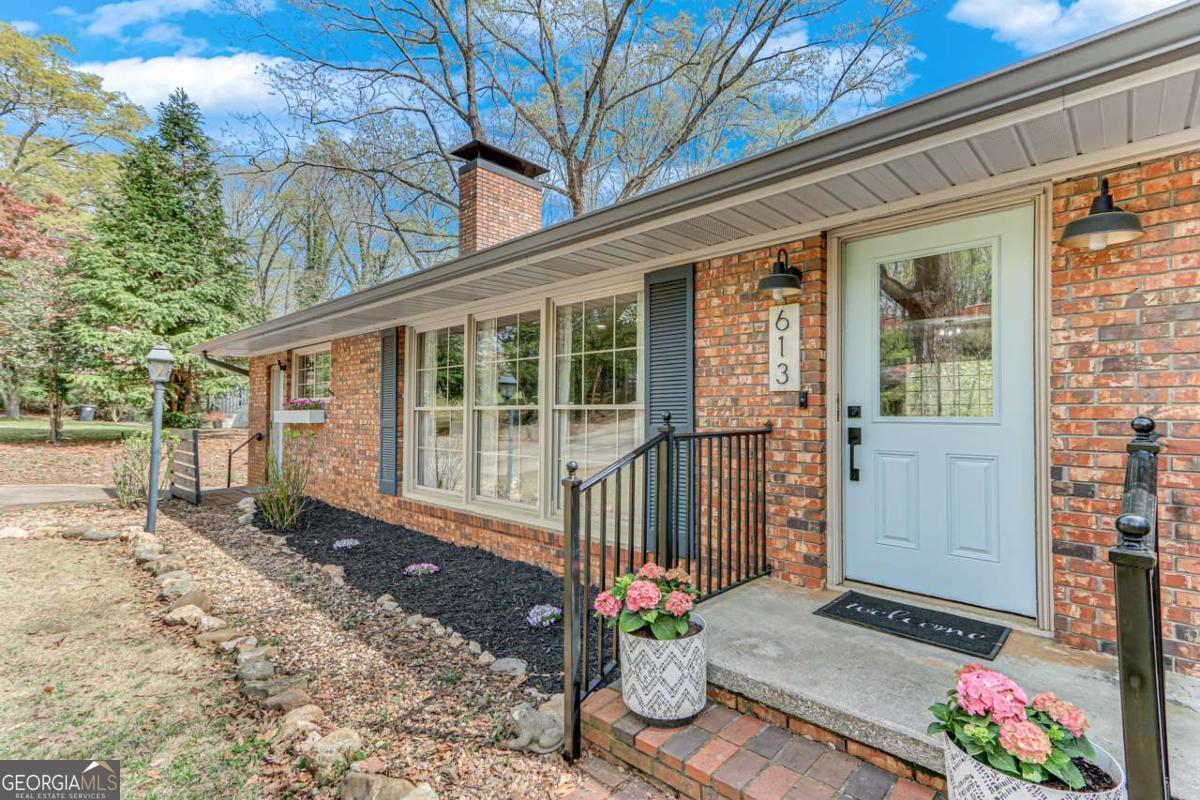 613 Holly Drive