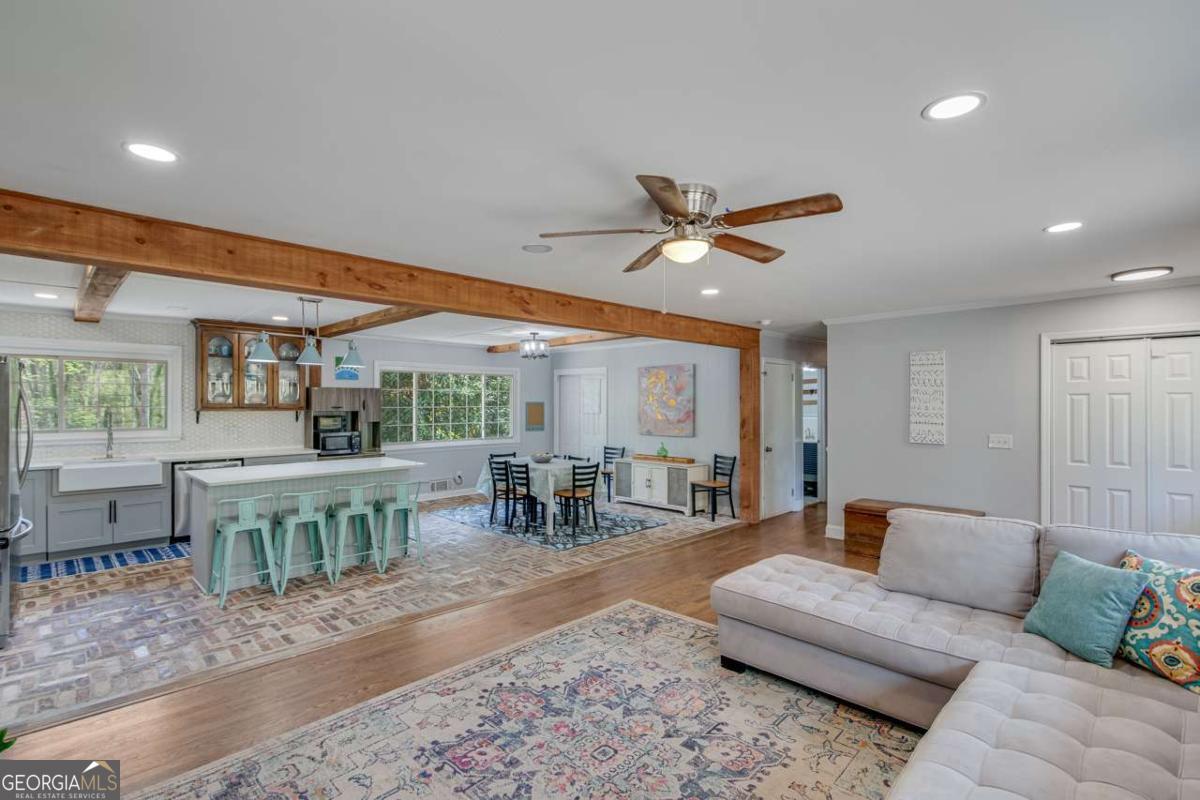 613 Holly Drive