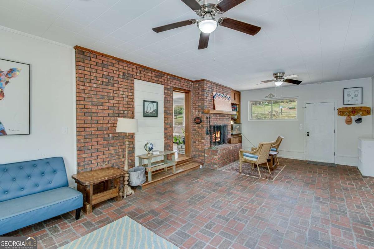 613 Holly Drive