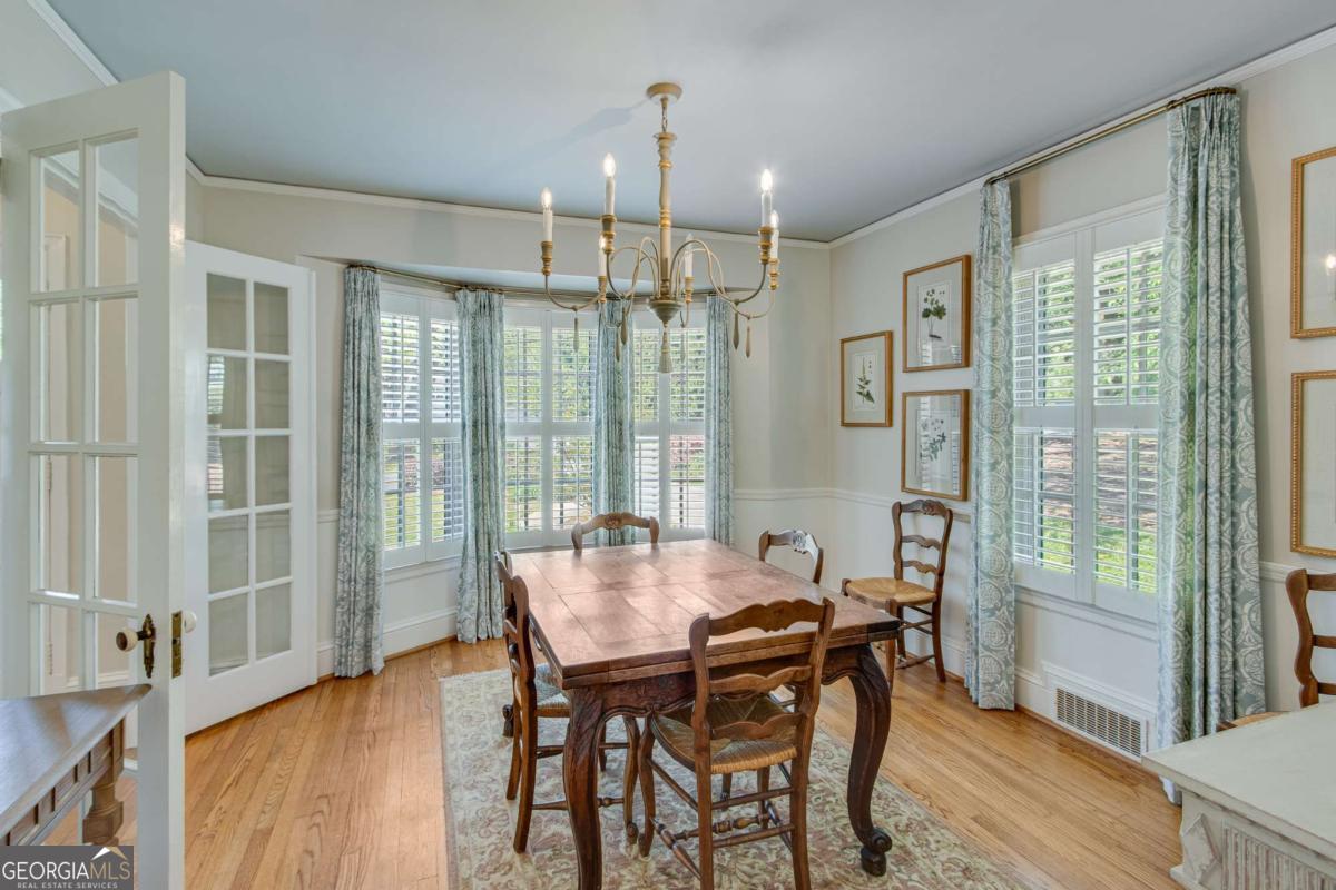 954 Cherokee Road