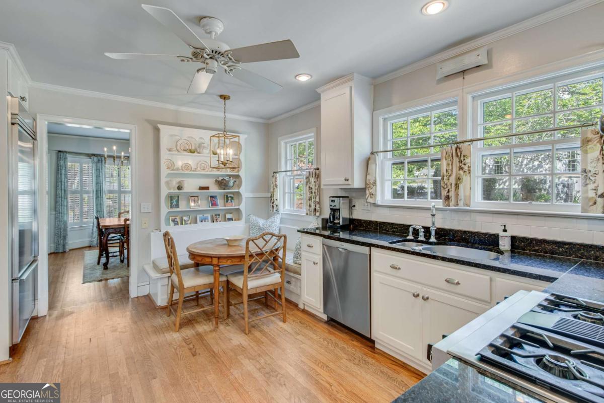 954 Cherokee Road