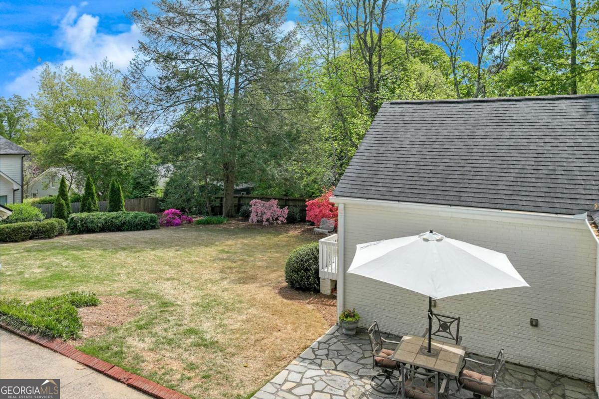 954 Cherokee Road
