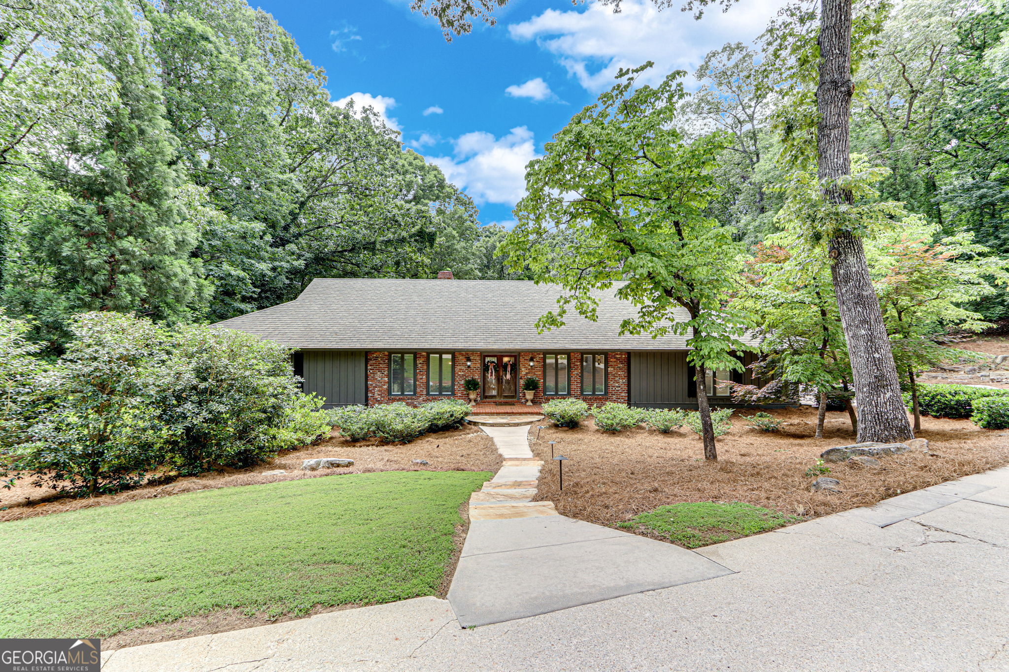 3161 Overlook Drive
