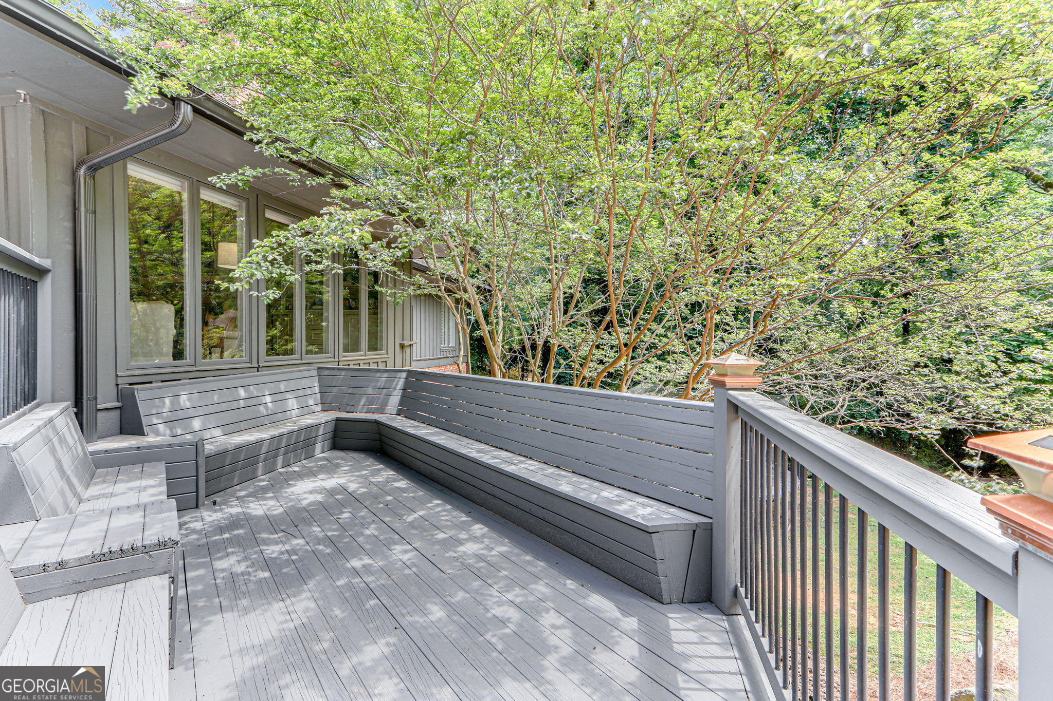 3161 Overlook Drive