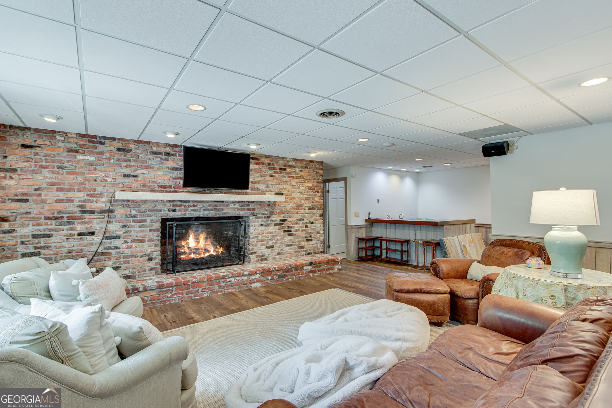 3161 Overlook Drive