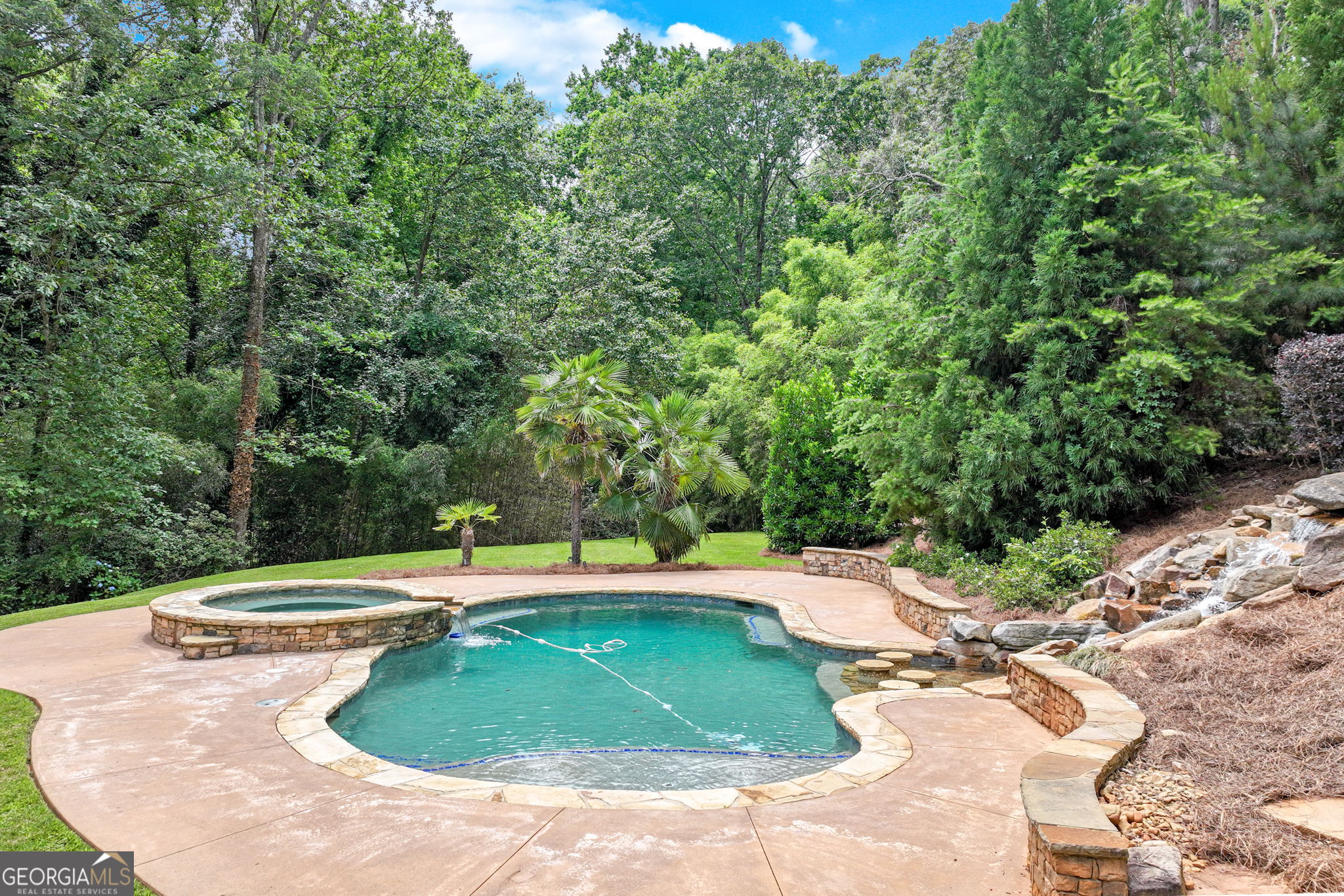 3161 Overlook Drive