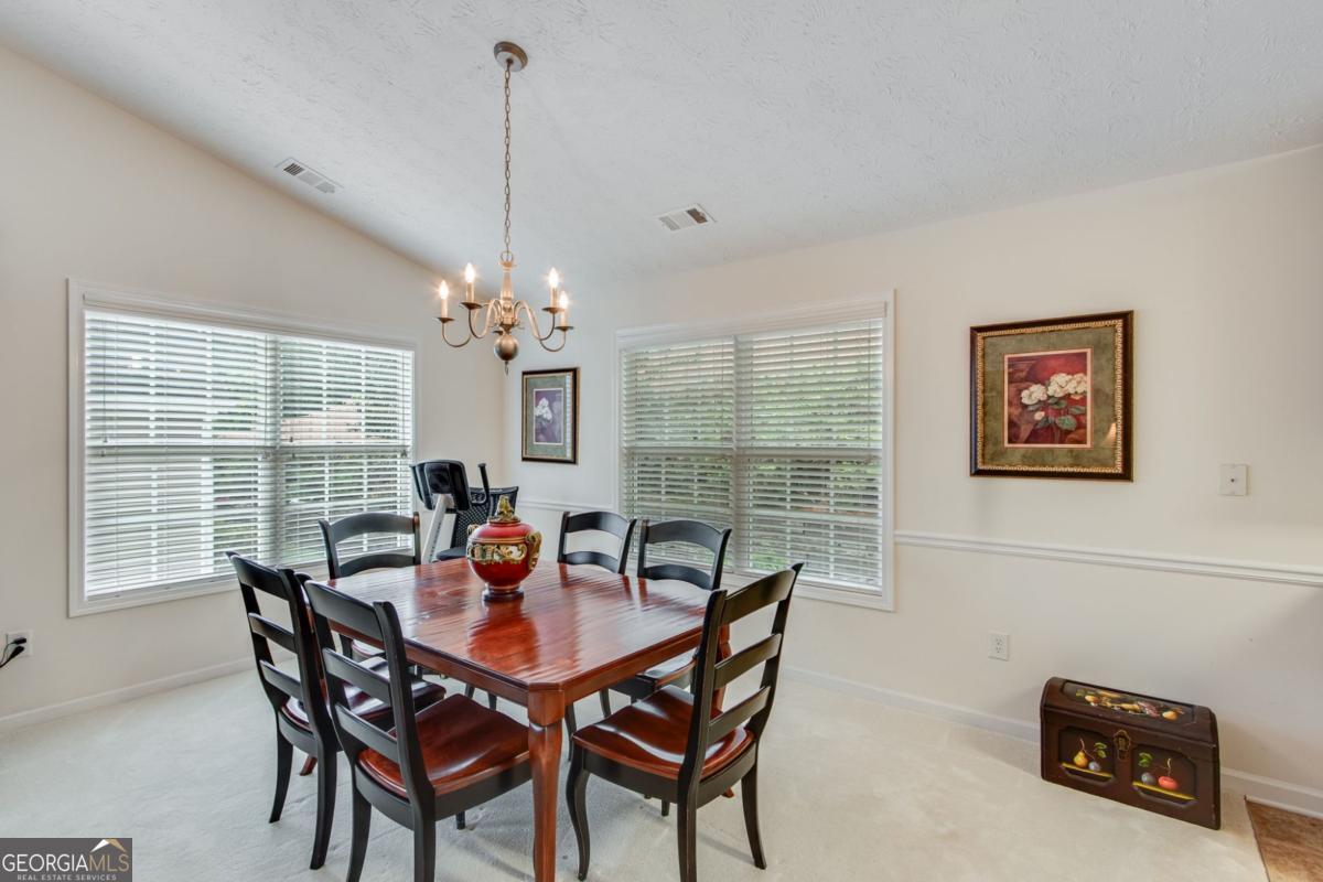 936 Village View Circle