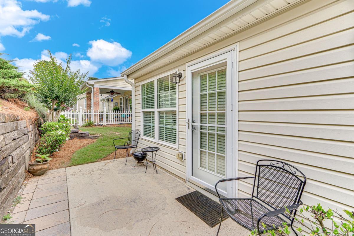 936 Village View Circle