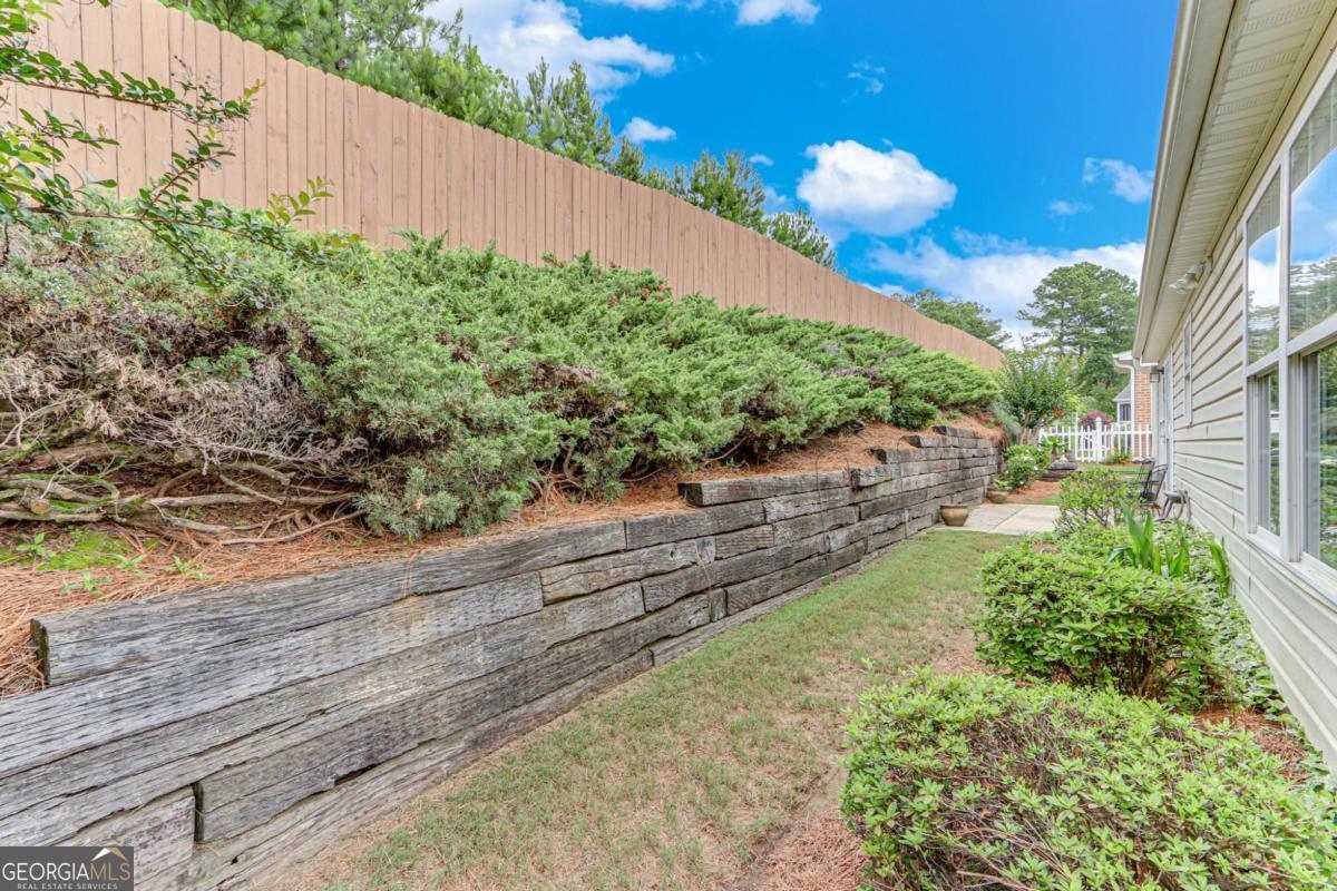 936 Village View Circle