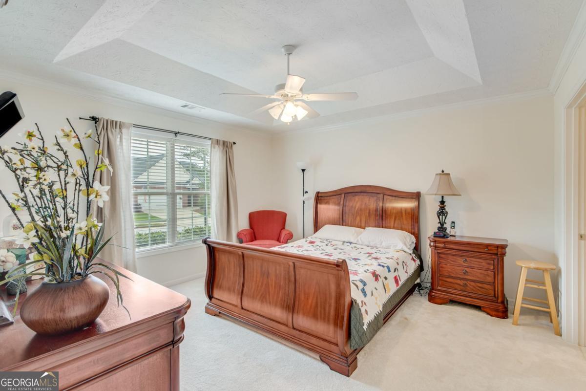936 Village View Circle