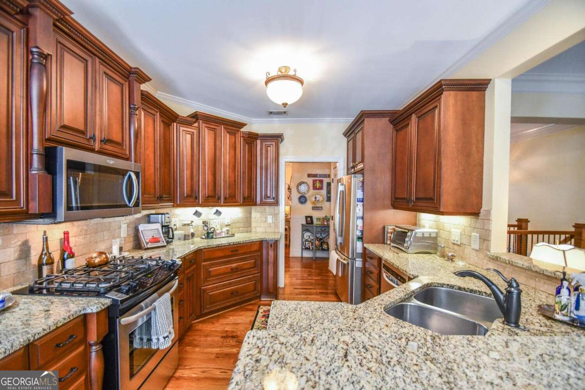 1173 Saint Charles Place