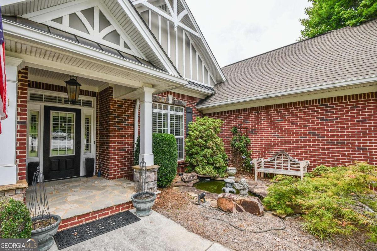 1173 Saint Charles Place