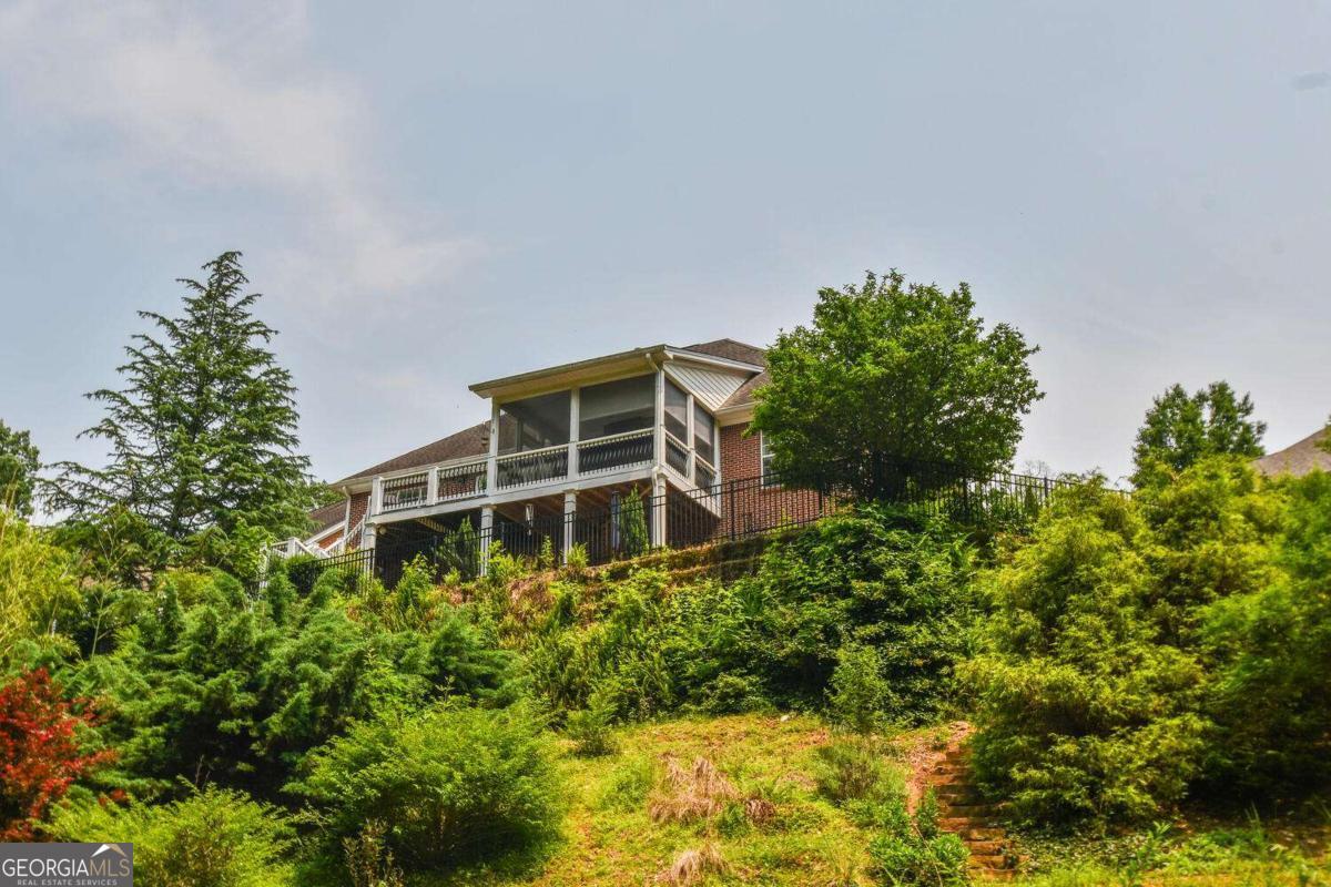 1173 Saint Charles Place