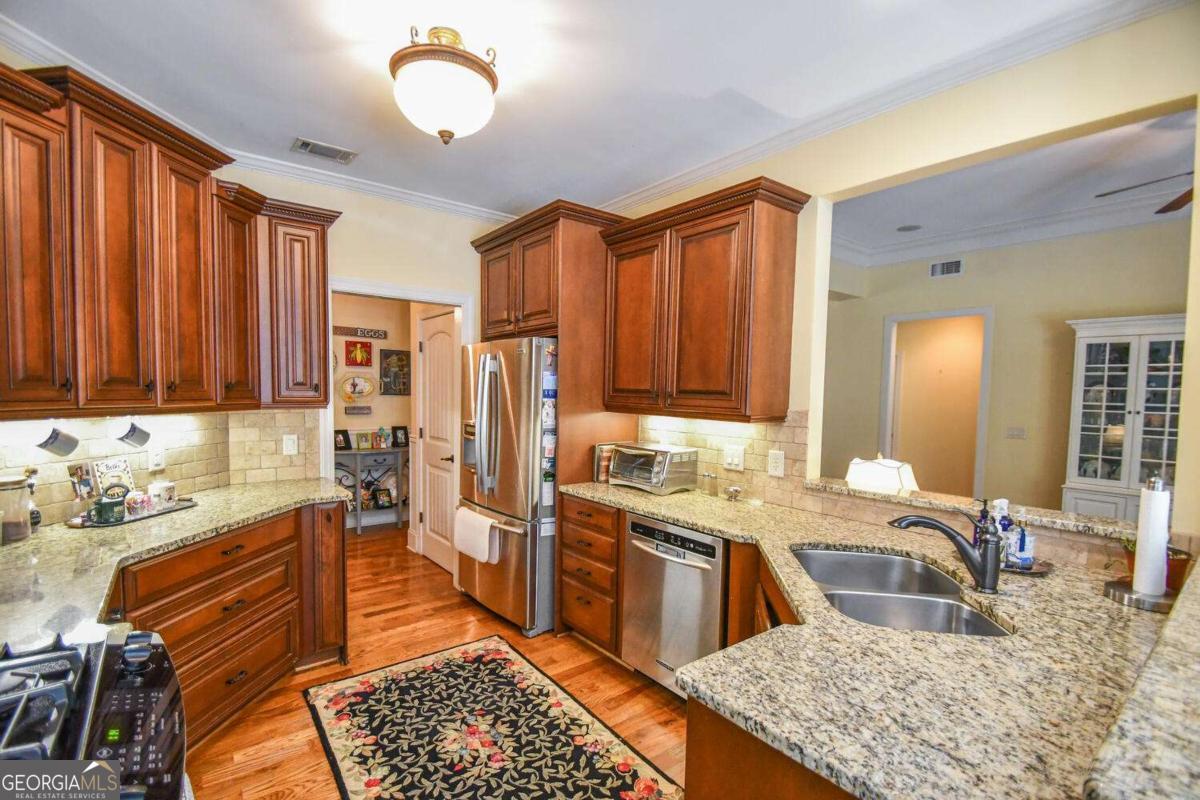 1173 Saint Charles Place