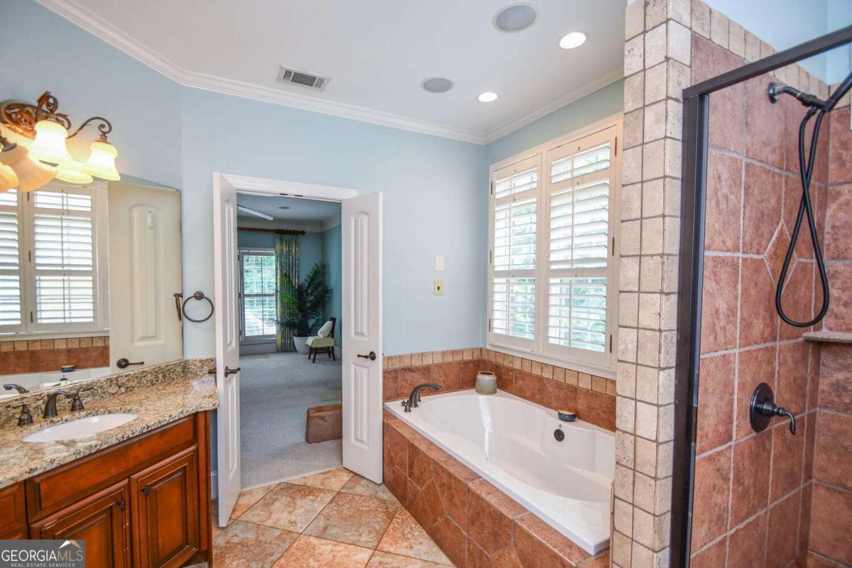1173 Saint Charles Place
