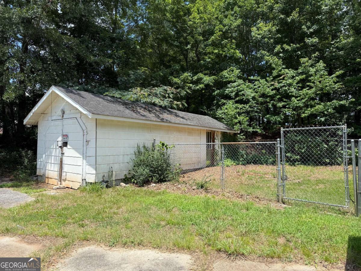 2443 Old Cornelia Highway