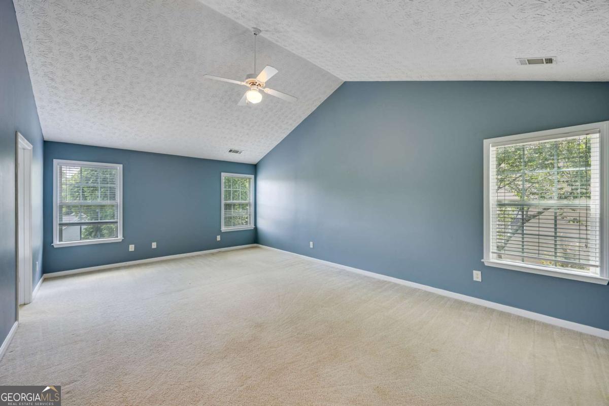 3903 Walnut Grove Way
