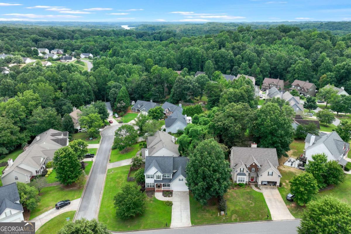 3903 Walnut Grove Way