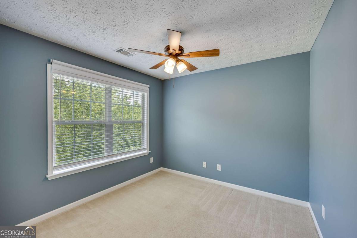 3903 Walnut Grove Way