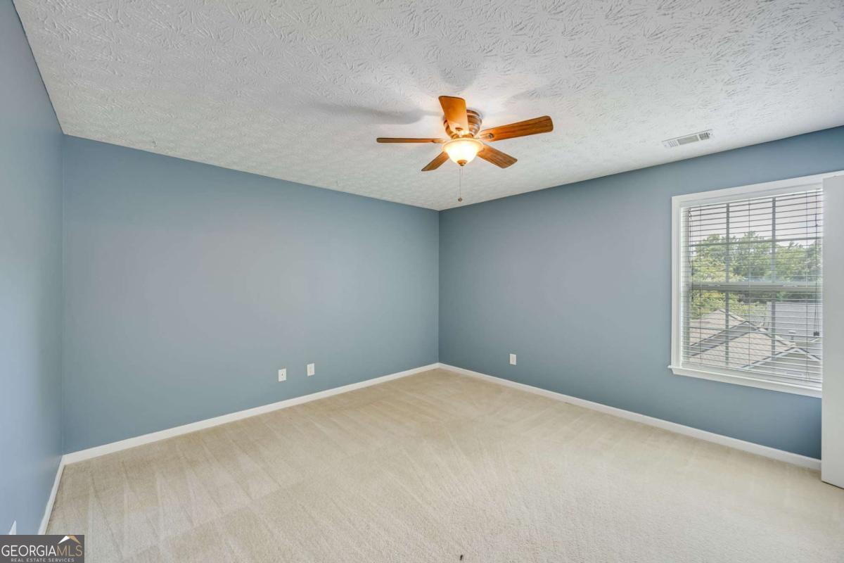3903 Walnut Grove Way