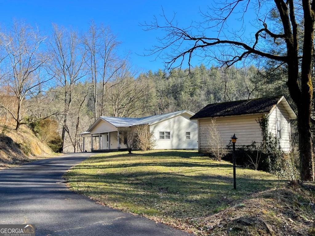 18 Corinth Church Road