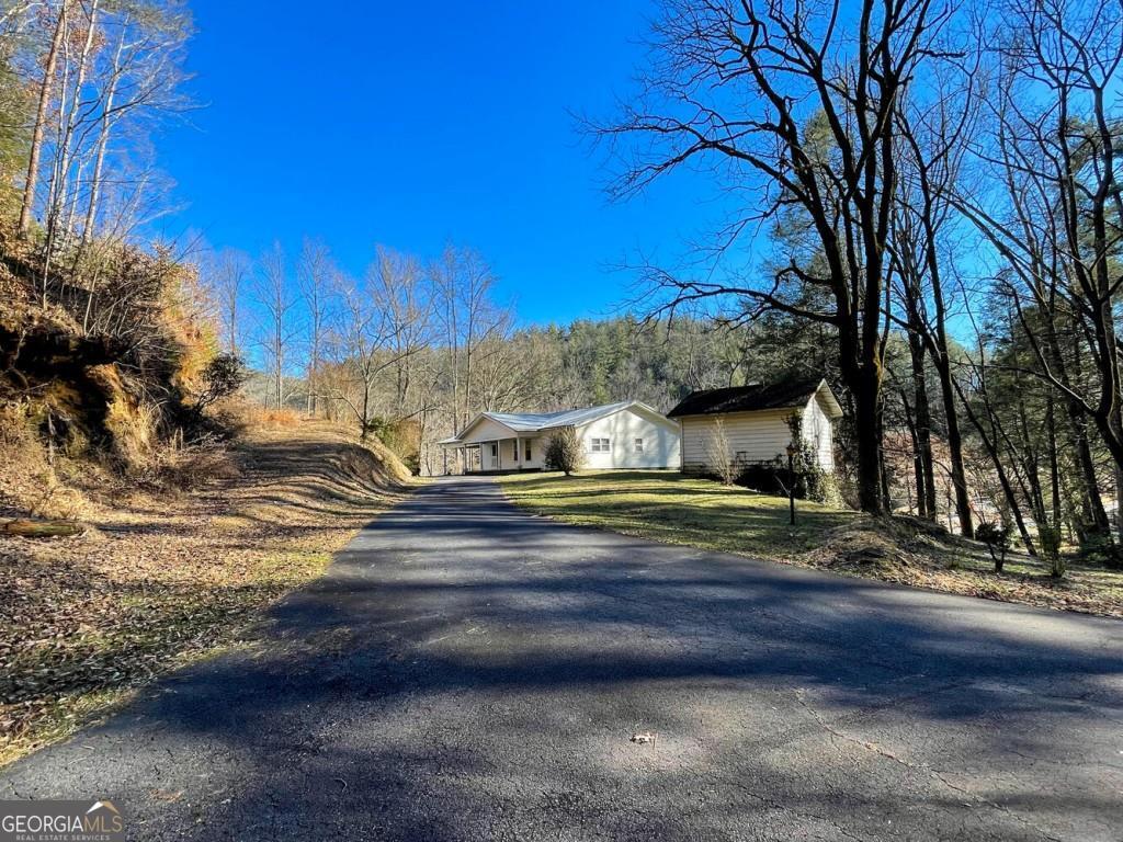 18 Corinth Church Road