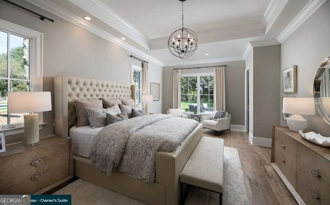 650 NW East Lake Drive