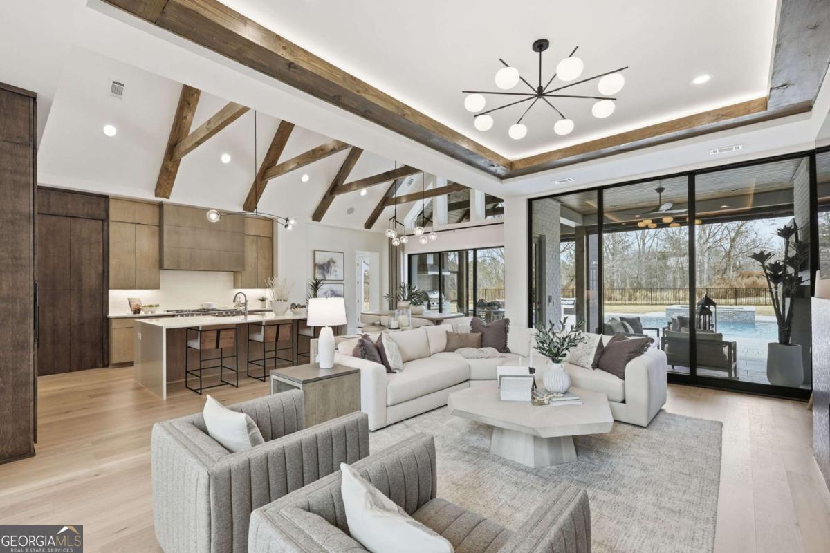 644 East Lake Drive
