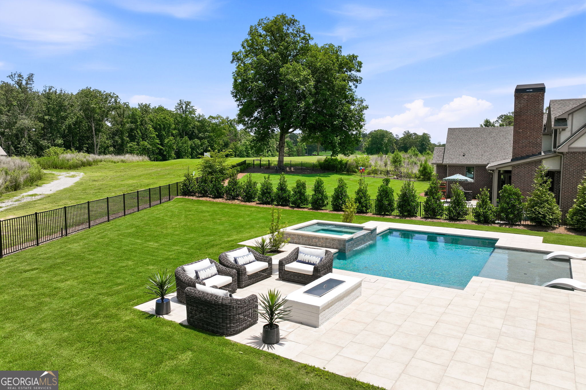 644 East Lake Drive
