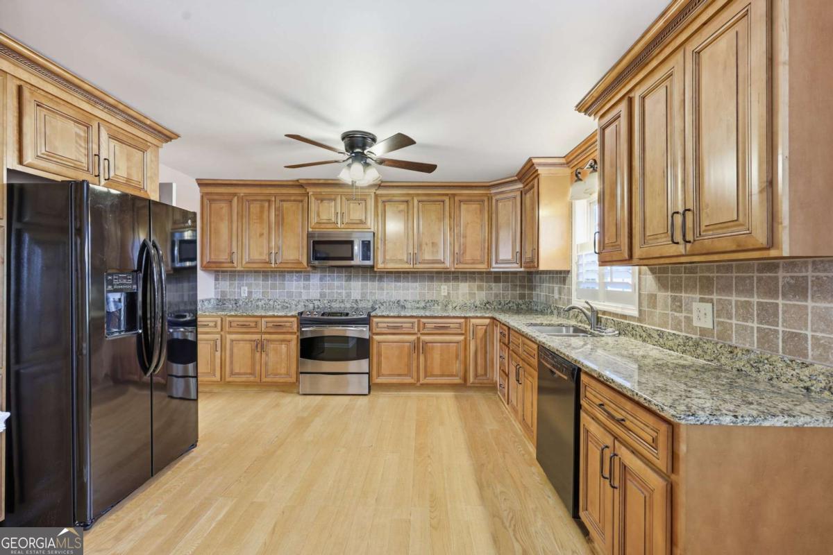 2224 Colonial Drive