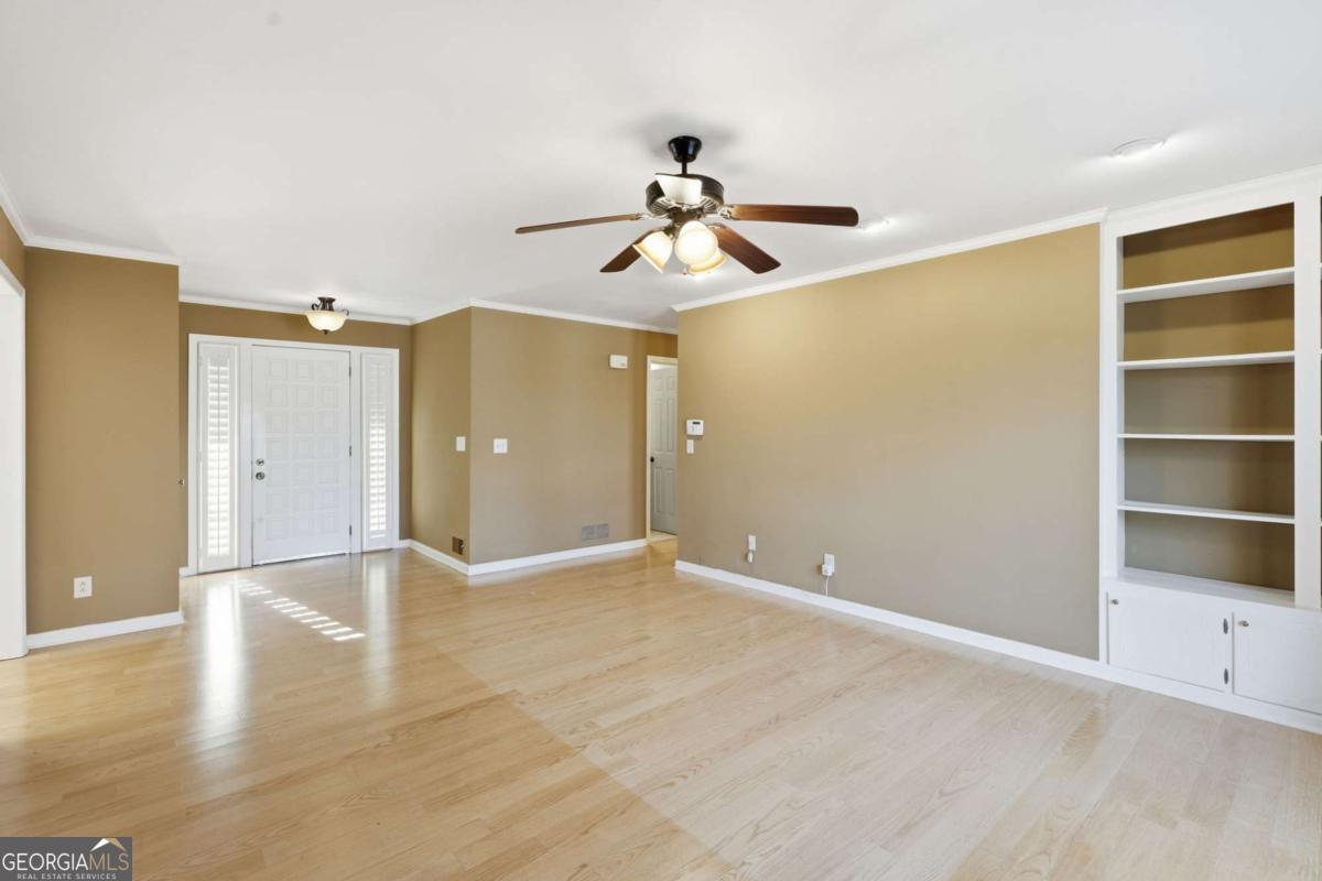 2224 Colonial Drive