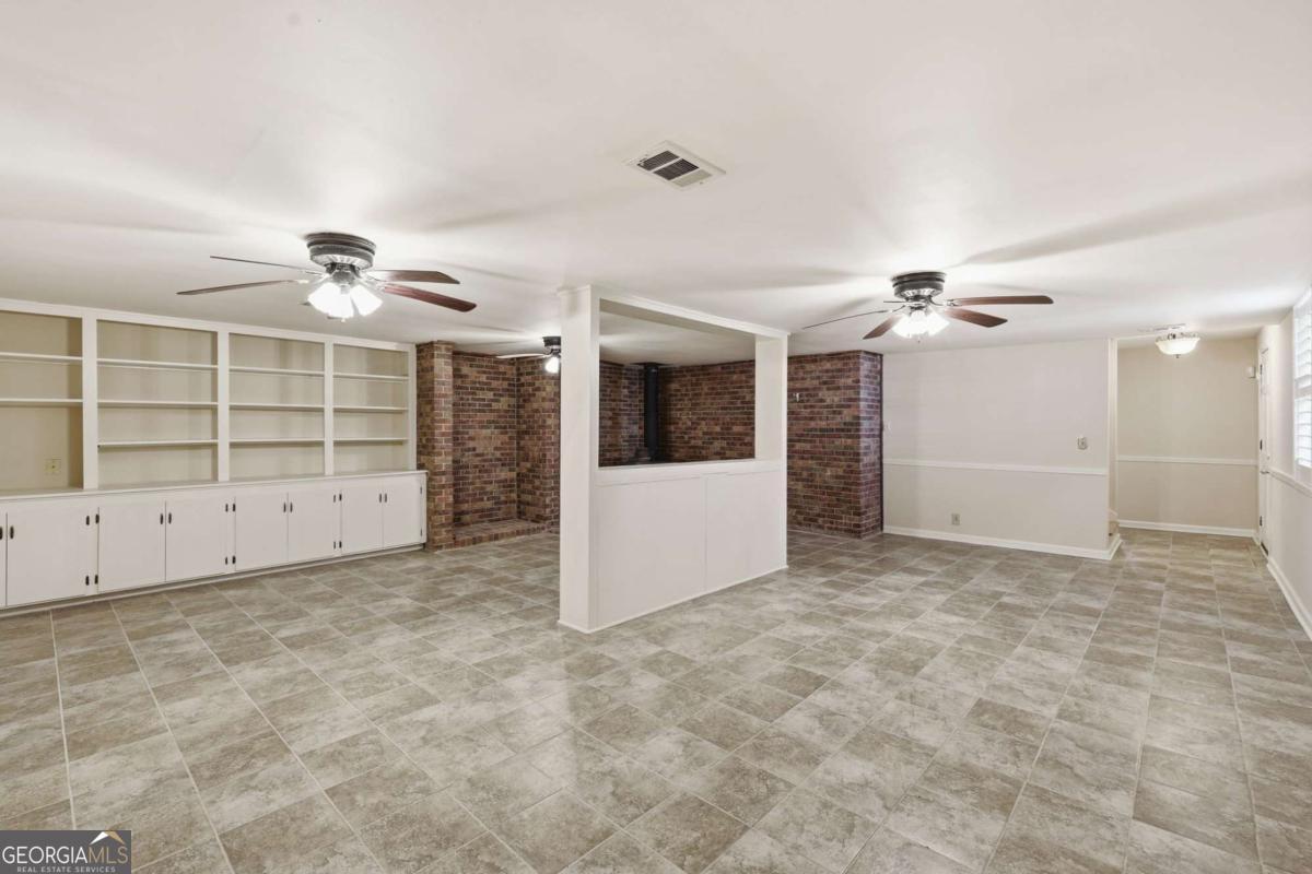 2224 Colonial Drive