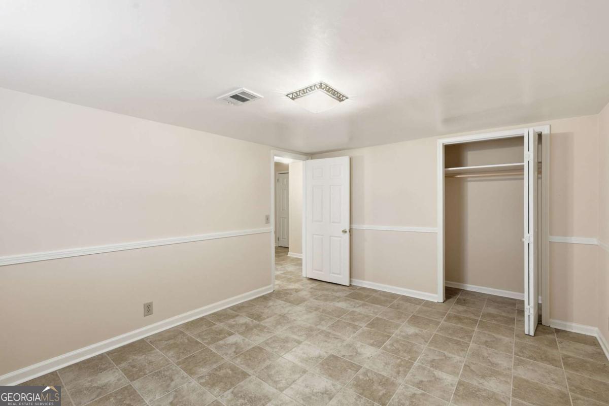 2224 Colonial Drive