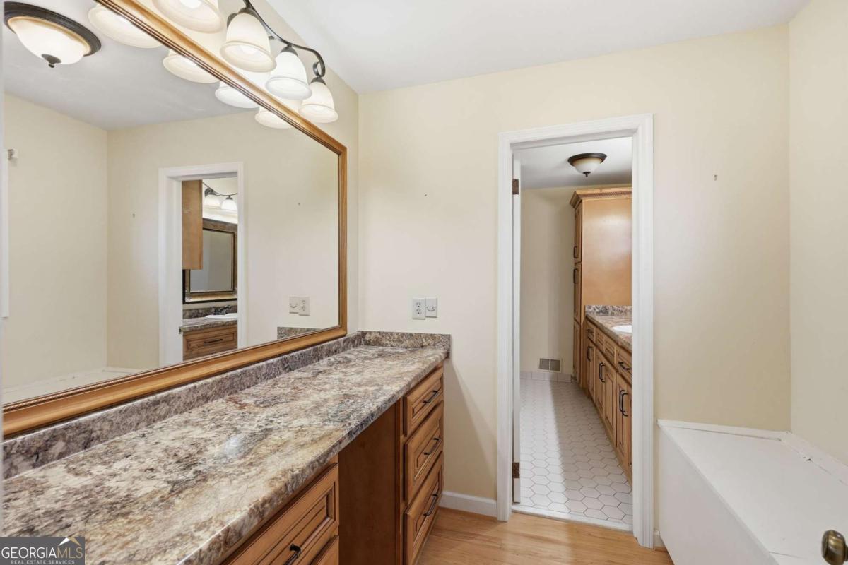 2224 Colonial Drive