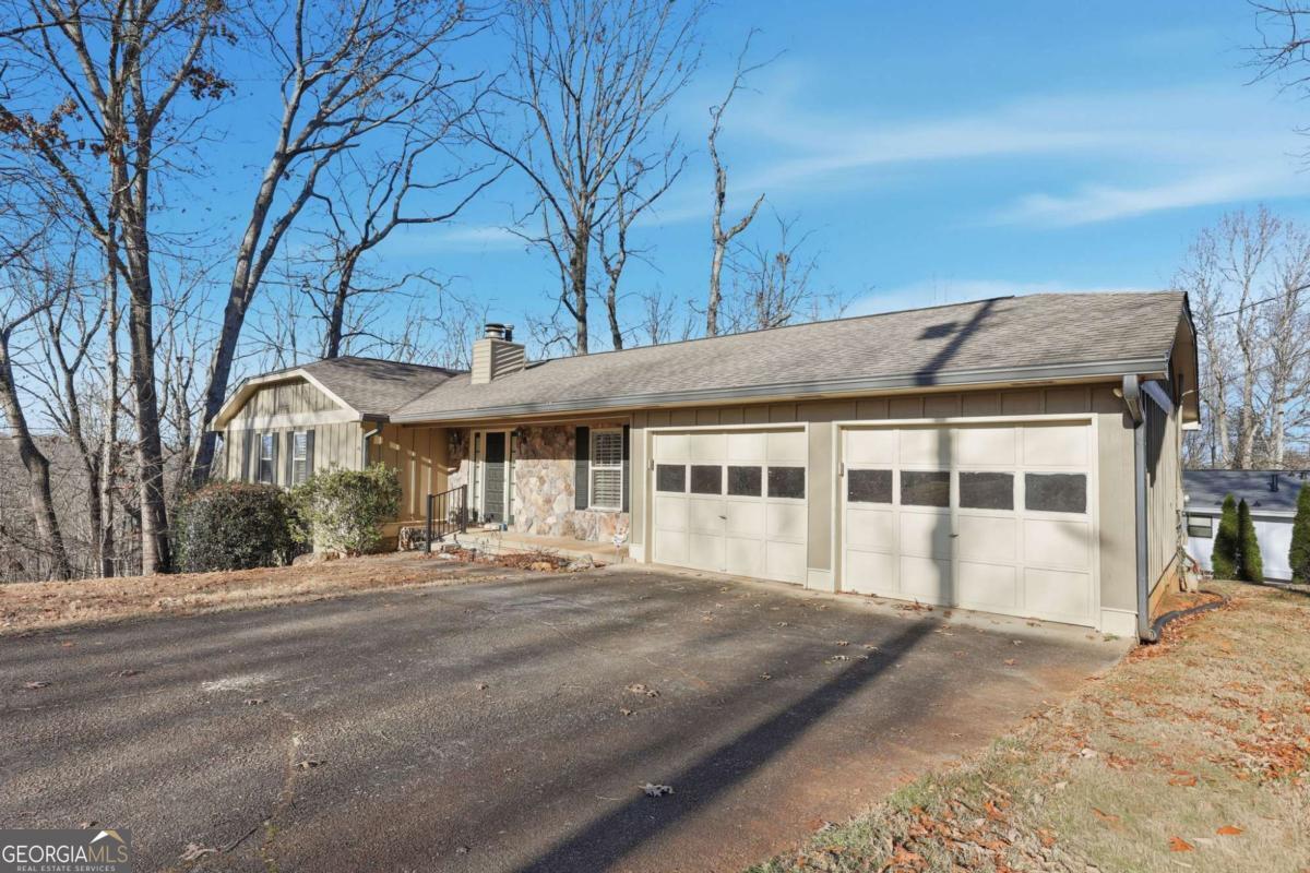 2224 Colonial Drive