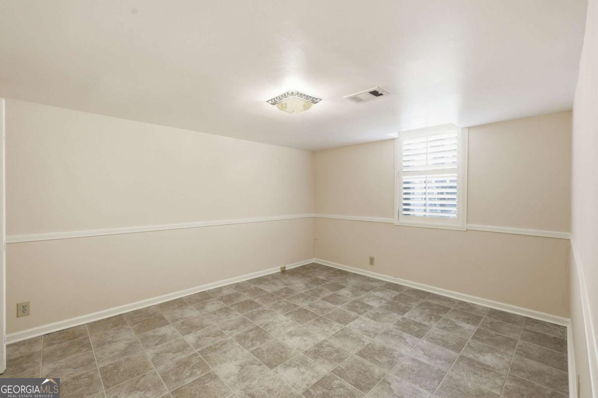 2224 Colonial Drive